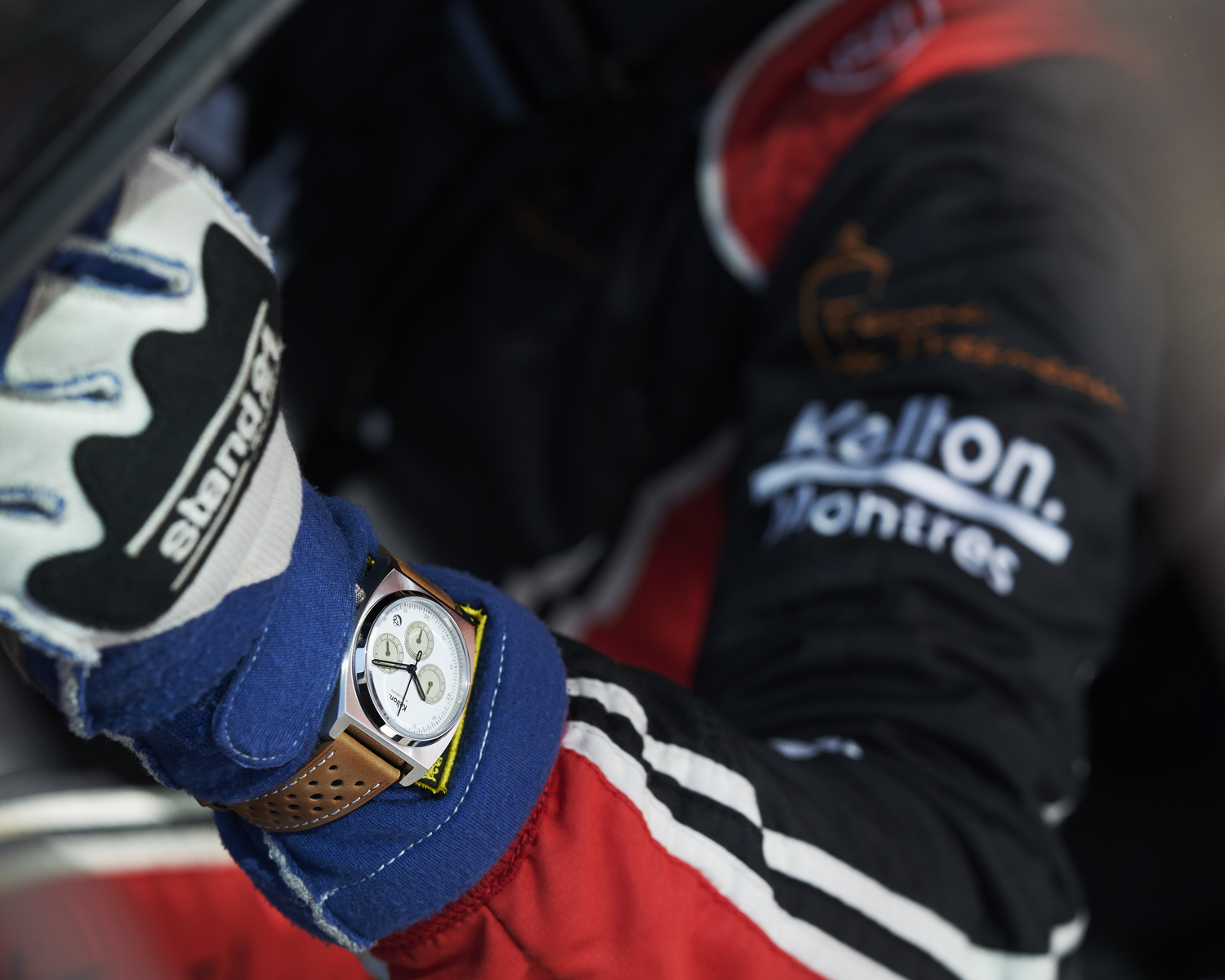 Montre RC course automobile